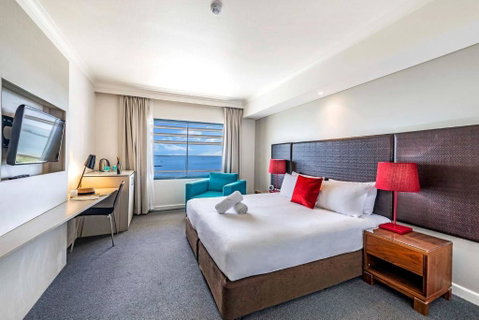 Resort Style King Pad With Sparkling Sea Views - Timeshare Accommodation 0