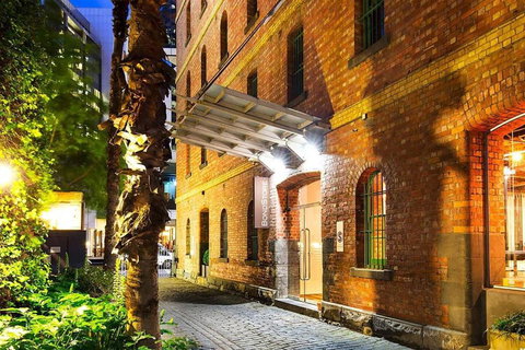 Retro Meets Industrial At Heritage Bond Store - Timeshare Accommodation 3