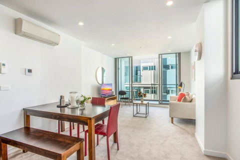 Retro Modern With Pool Near Westfield Doncaster - Timeshare Accommodation 0