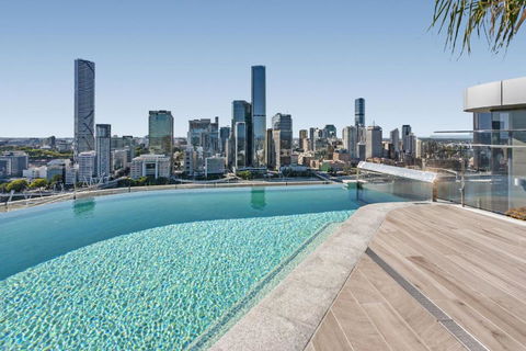River-View Unit With Rooftop Pool Near Museums - Timeshare Accommodation 0
