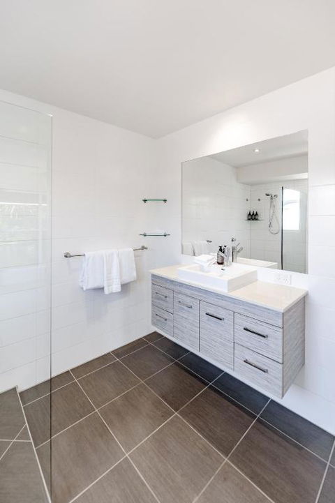 Riverside Noosa Sanctuary, Steps To Gympie Terrace - Timeshare Accommodation 1