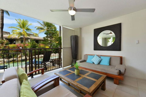 Resort-style Swim Out - A True Tropical Oasis - Timeshare Accommodation 1