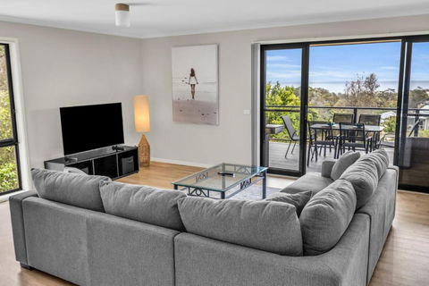 Salty Views - Timeshare Accommodation 1