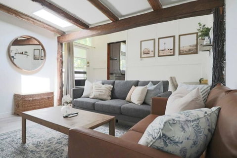 Rustic Chic 200 Metres From CBD - Timeshare Accommodation 0