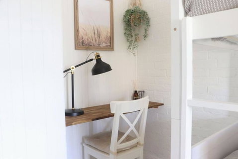 Rustic Chic 200 Metres From CBD - Timeshare Accommodation 2