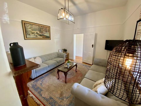 Roseland Cottage - CBD Heritage - Timeshare Accommodation 2