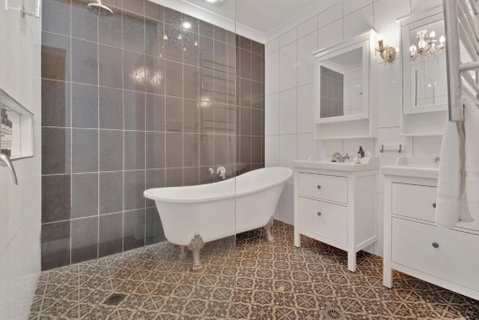 Rose Cottage - Stroll To CBD, Leafy Setting - Timeshare Accommodation 3