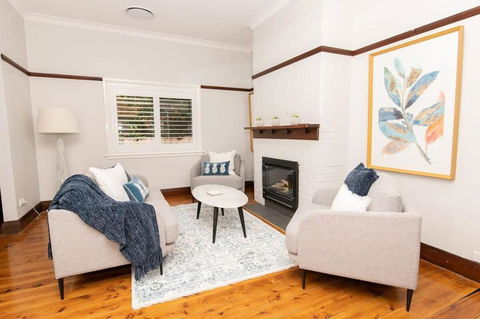 Rose Hill On Hamer, 1940s Charming Cottage Near Cook Park - Timeshare Accommodation 2