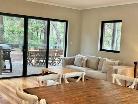 Rosella - Bushland Hideaway - Timeshare Accommodation 0