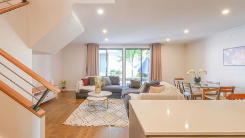 Rousehill 4Br House Close To Train&Shopping&Parks - Timeshare Accommodation 1