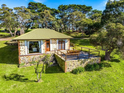 Rustic Cottage - Timeshare Accommodation 0