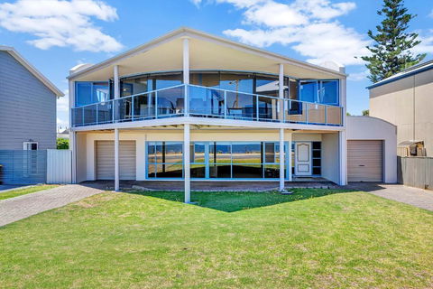Sail Away - Aldinga Beach - C21 SouthCoast Holidays - Timeshare Accommodation 1
