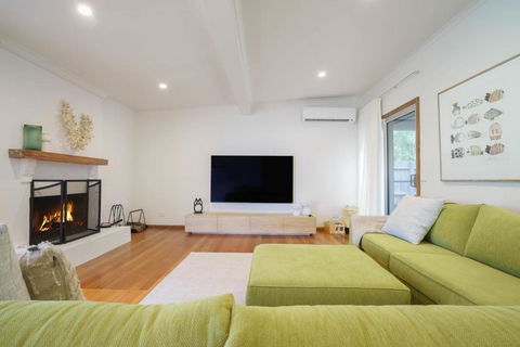 Salt Air Beach Retreat - 280m Walk To Foreshore, Check Out 5pm Sunday! - Timeshare Accommodation 3