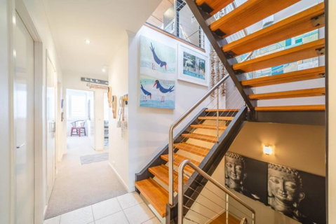 Saltwater 5 - Sleeps 8 - Close To Main Beach - Timeshare Accommodation 2