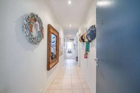 Saltwater 5 - Sleeps 8 - Close To Main Beach - Timeshare Accommodation 3