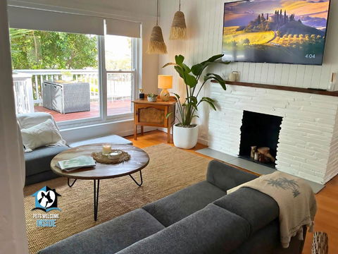 Saltwater Sunsets Seaside Haven With Ocean Views - Timeshare Accommodation 2