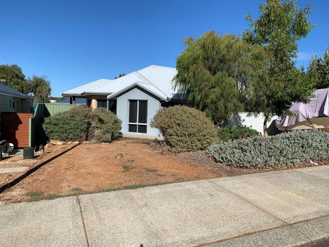 Sandalwood Guest Room - Timeshare Accommodation 0