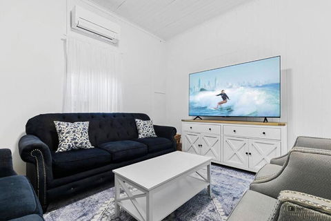 Sandown Beachside Cottage - Timeshare Accommodation 1