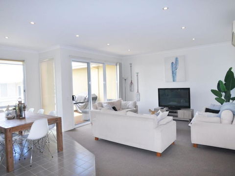 Sandpiper 3 - Close To Town And Beach - Timeshare Accommodation 1