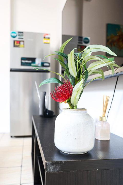 StayAU Cozy 1BR Living Space Near Chadstone - Timeshare Accommodation 1