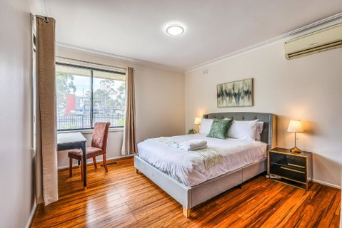 StayAU Family-Friendly 3BR Getaway In Malvern - Timeshare Accommodation 1