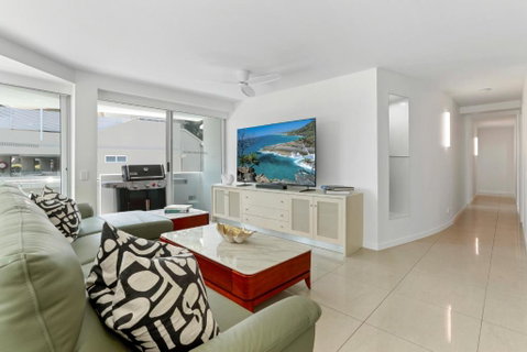The Cove Noosa - Apartment 9 - Timeshare Accommodation 2