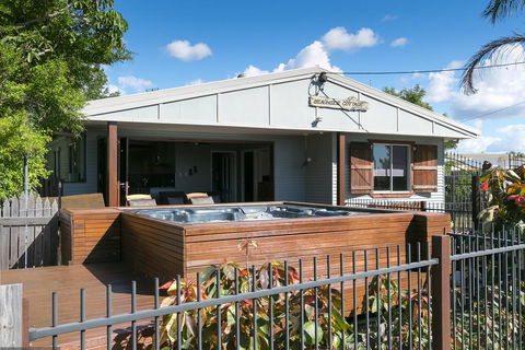 Beachside Cottages - Timeshare Accommodation 1