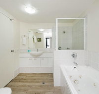 Beachside Neptune Resort Apt Upgraded - Timeshare Accommodation