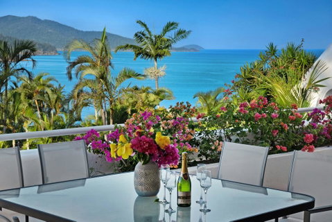 Bella Azure Two Bedroom Two Bathroom Spacious Ocean-view Apartment With Golf Buggy - Timeshare Accommodation 0