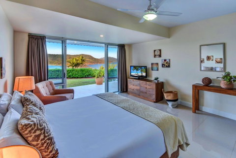 Bella Vista East 3 Luxury Ocean Views Large Flat Grassed Area And Buggy - Timeshare Accommodation 1