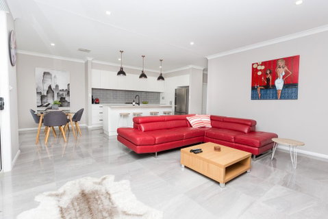 Best Central Wagga Townhouse - Timeshare Accommodation 0