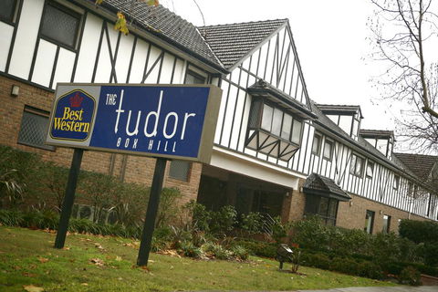 Best Western Plus The Tudor Box Hill - Timeshare Accommodation 0