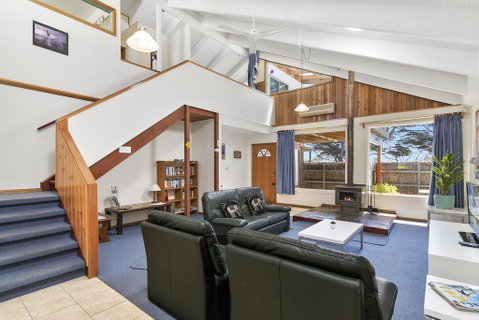 Black Dolphin Waterfront Townhouse - Bay Views - Timeshare Accommodation 0
