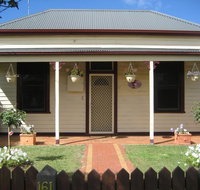 Bloomsbury Cottage - Timeshare Accommodation
