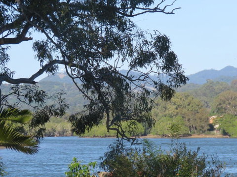 Waterfront House In Currumbin - Timeshare Accommodation 3