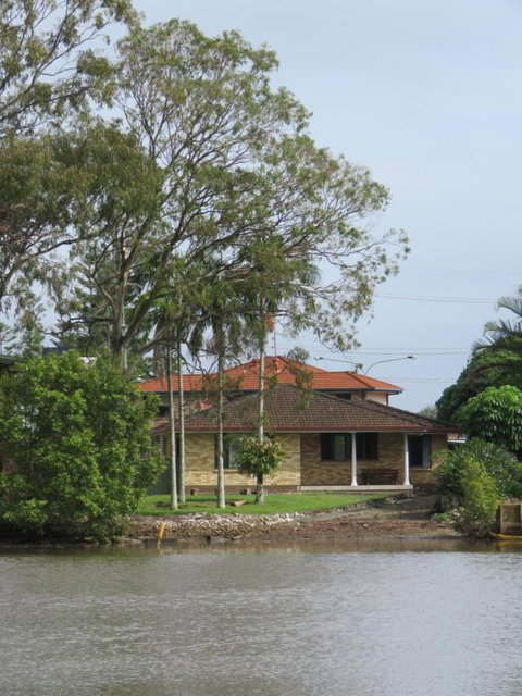 Waterfront House In Currumbin - Timeshare Accommodation 1