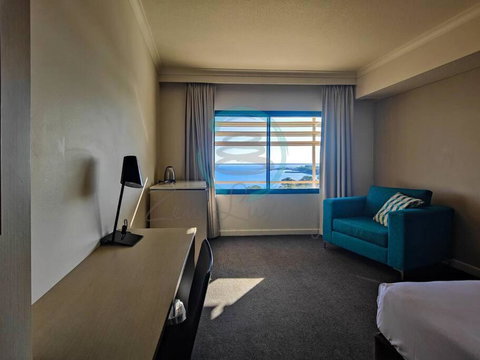 ZEN88 ESPLANADE: Hotel Suite W/ Ocean/Sunset Views - Timeshare Accommodation 3