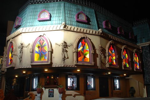 Dracula's Cabaret - Gold Coast - Timeshare Accommodation 1