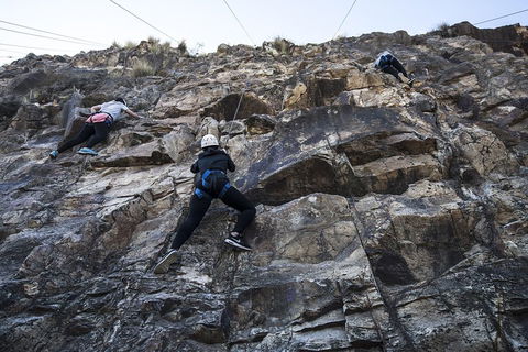 Rock Climbing At The Kangaroo Point Cliffs In Brisbane - Timeshare Accommodation 4