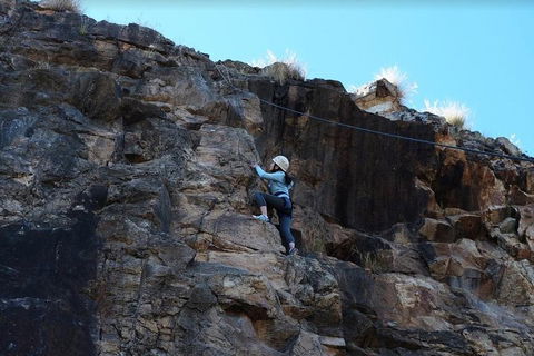 Rock Climbing At The Kangaroo Point Cliffs In Brisbane - Timeshare Accommodation 5