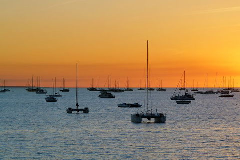 Darwin Hop-on Hop-off Bus Tour - Timeshare Accommodation 0
