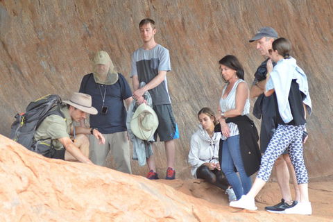 Uluru Small Group Tour Including Sunset - Timeshare Accommodation 2