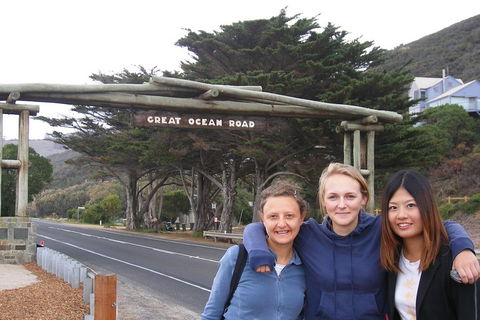 Full-Day Great Ocean Road And 12 Apostles Sunset Tour From Melbourne - Timeshare Accommodation 1