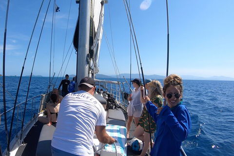 Ocean Free Green Island & Great Barrier Reef Snorkel Cruise, Cairns 25 Guests - Timeshare Accommodation 3