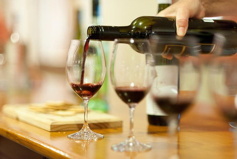 McLaren Vale And Glenelg Wine Tasting And Sightseeing (Half-day Afternoon) - Timeshare Accommodation 1