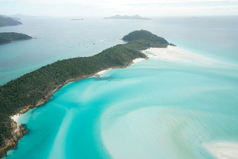 Whitehaven Beach And Hill Inlet Lookout Full-Day Snorkeling Cruise By High-Speed Catamaran - Timeshare Accommodation 1