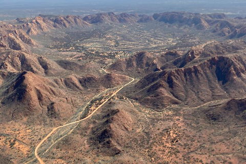 Scenic Flight: Gosses Bluff - Timeshare Accommodation 3